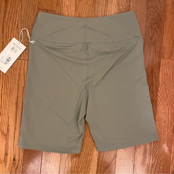 Mate the label organic stretch biker shorts Small Sage - Picture 3 of 3